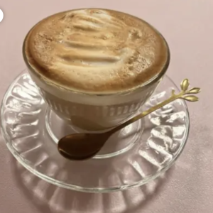 FLAT WHITE